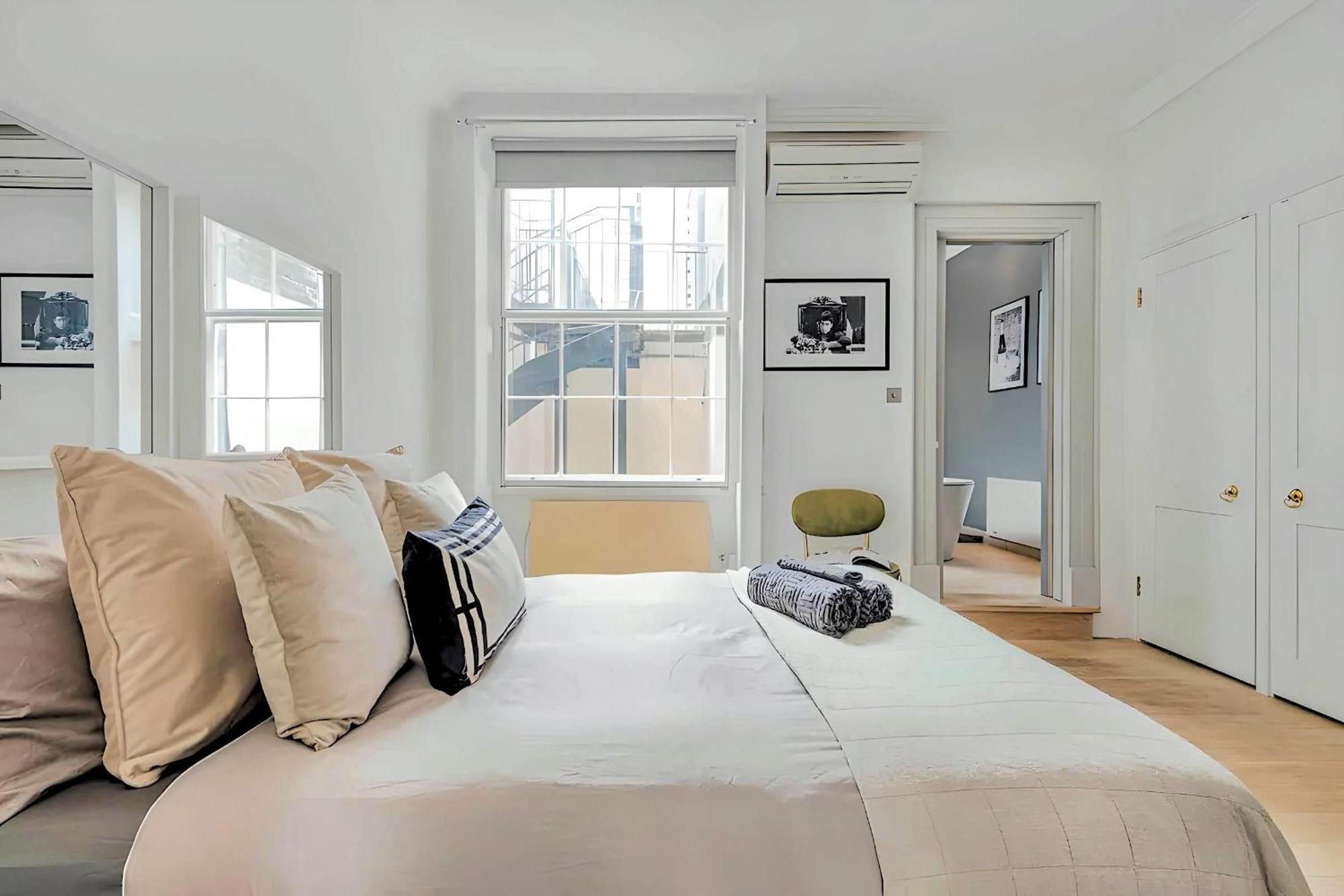 Welcome London - Stay At The Piazza! Luaran gambar